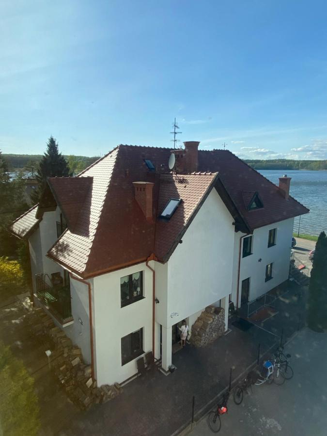 Nad Jeziorem Charzykowskim Emilia