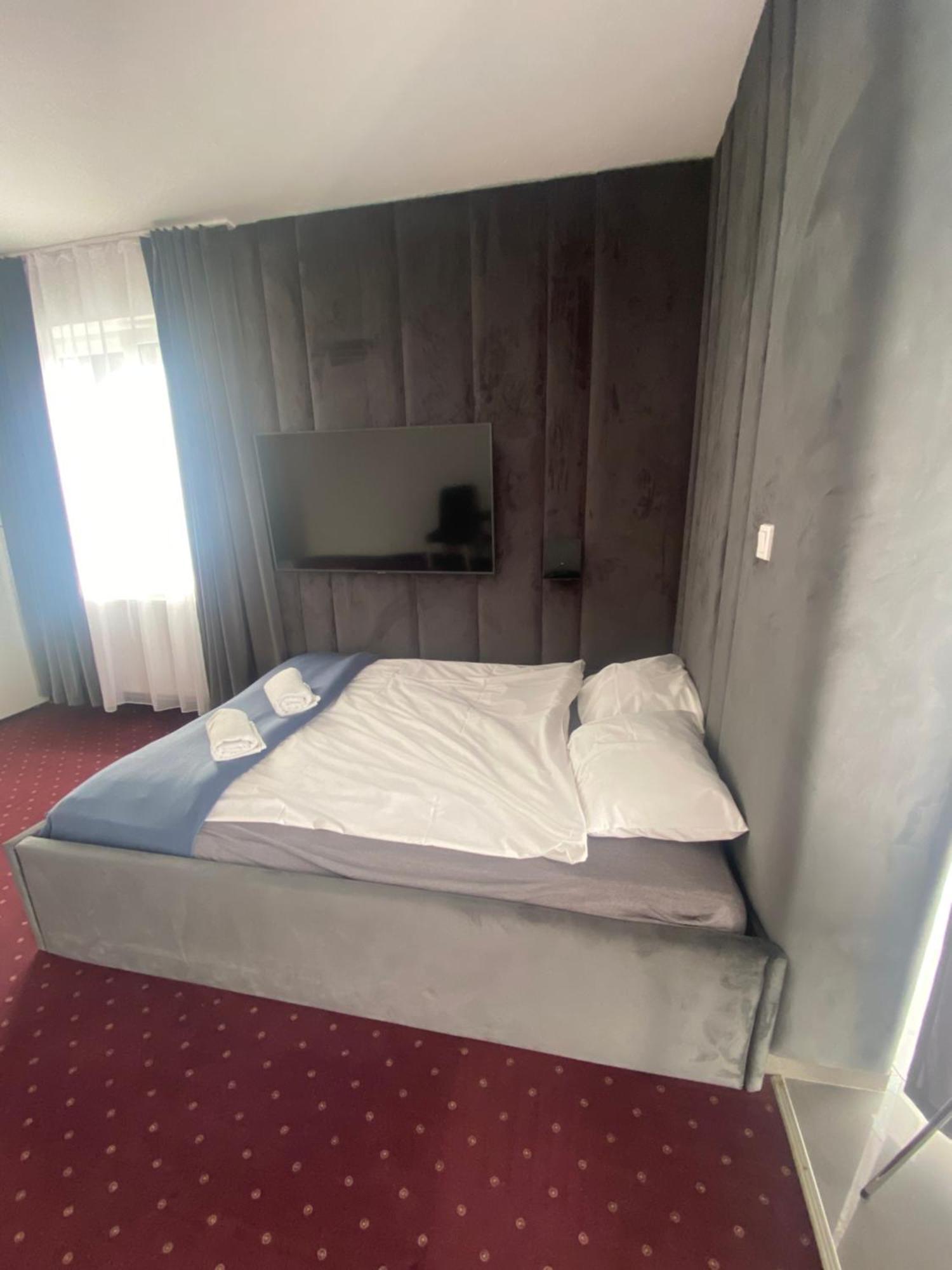 Nad Jeziorem Charzykowskim Emilia * Charzykowy